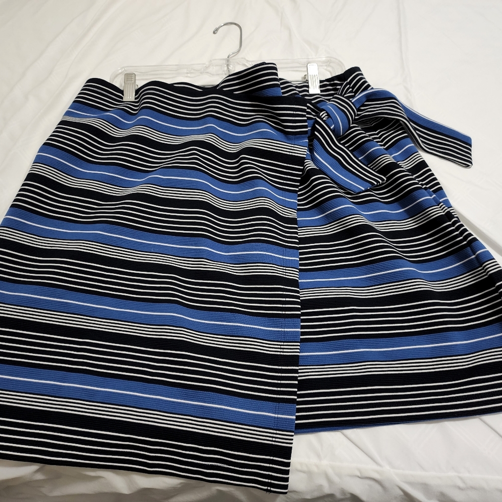 Loft XL Tie Wrap Skirt